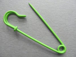 Pin for kilts, decorative pin, cloth pin, 70mm, green